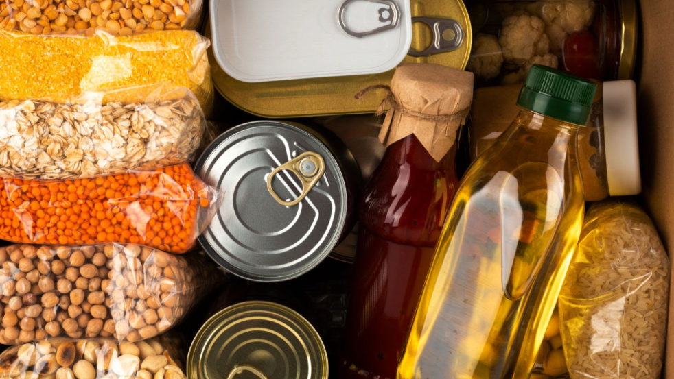 Emergency food storage ideas 2025 pantry